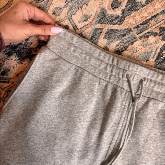 Fabletics Skirt - Picture 4 of 7